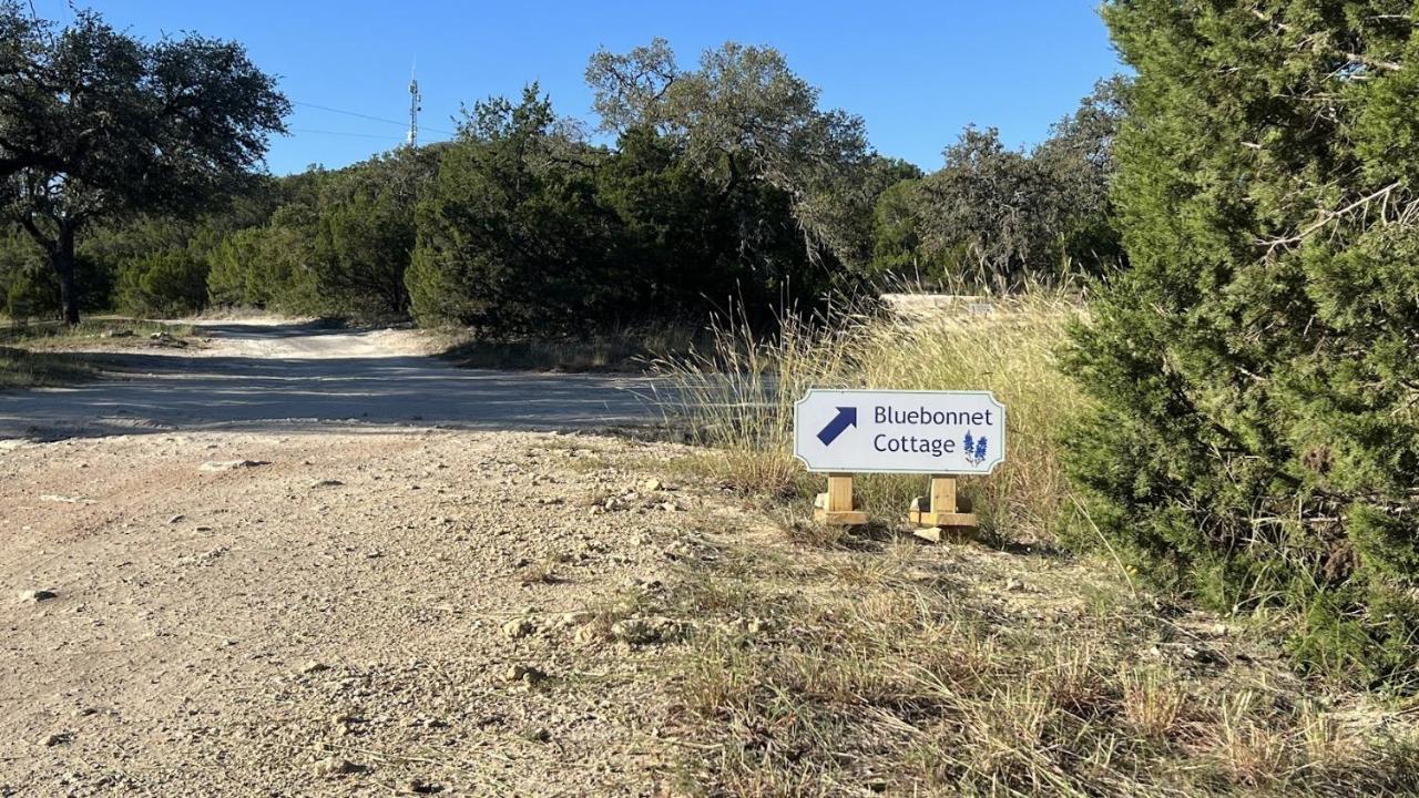 Hill Country Highland'S Bluebonnet Cottage Marble Falls Eksteriør bilde