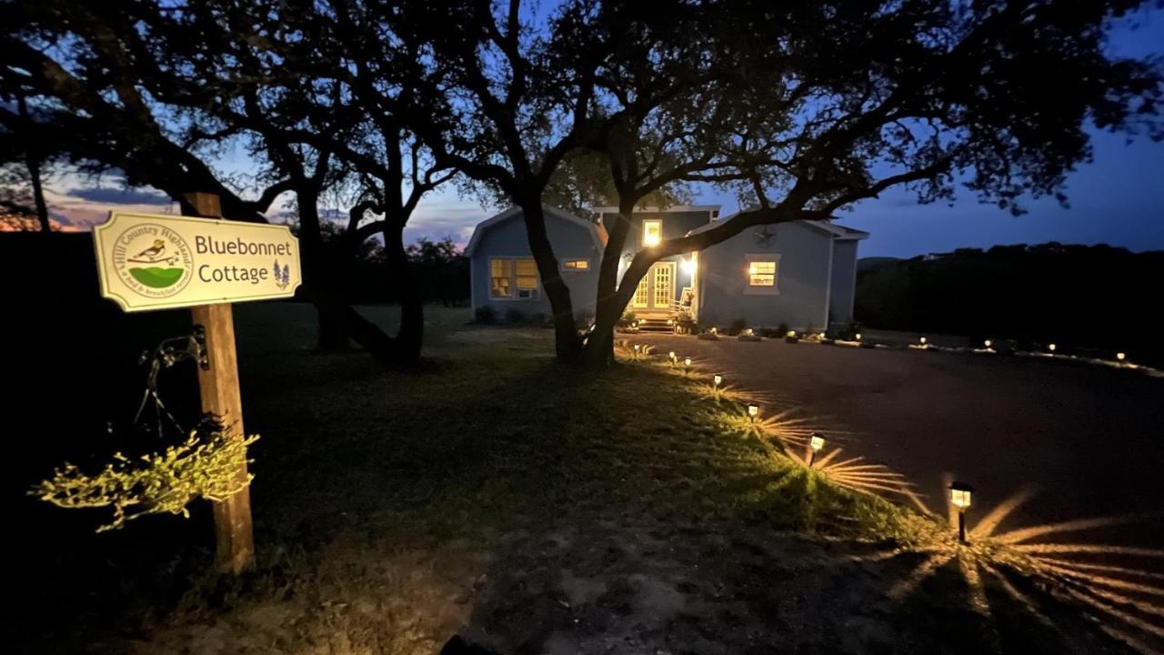 Hill Country Highland'S Bluebonnet Cottage Marble Falls Eksteriør bilde